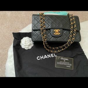 ❌SOLD❌Chanel Black Vintage Small Classic 24k